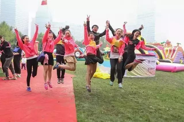 首届康养石柱“白杆勇士”征峰赛启幕！约战千野，接么？