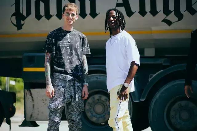 夏天穿长裤不热吗,夏天穿长裤不觉得热