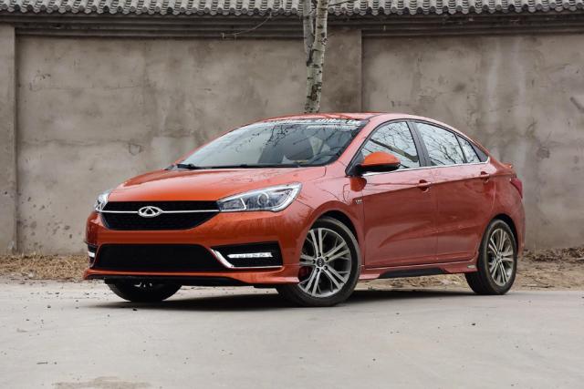 大灯起雾需要更换大灯吗,大灯起雾了怎么消除水汽