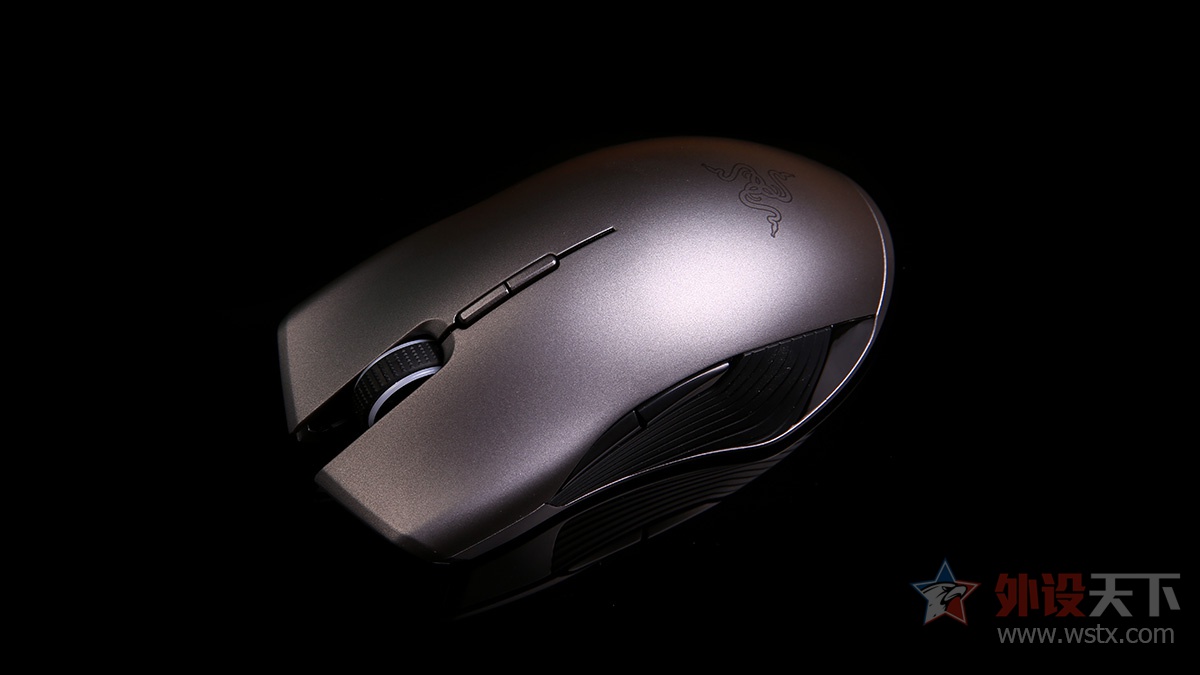 蛇粉新款,雷蛇锐蝮蛇电竞版鼠标