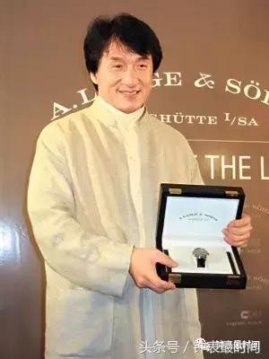 明星也进军手表业？成龙父子投资了这个瑞士钟表品牌