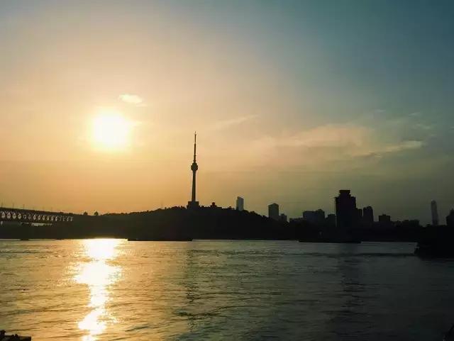 拍了那么多张，你这张照片与上一张有何不同？来看下这些评图就知道了！