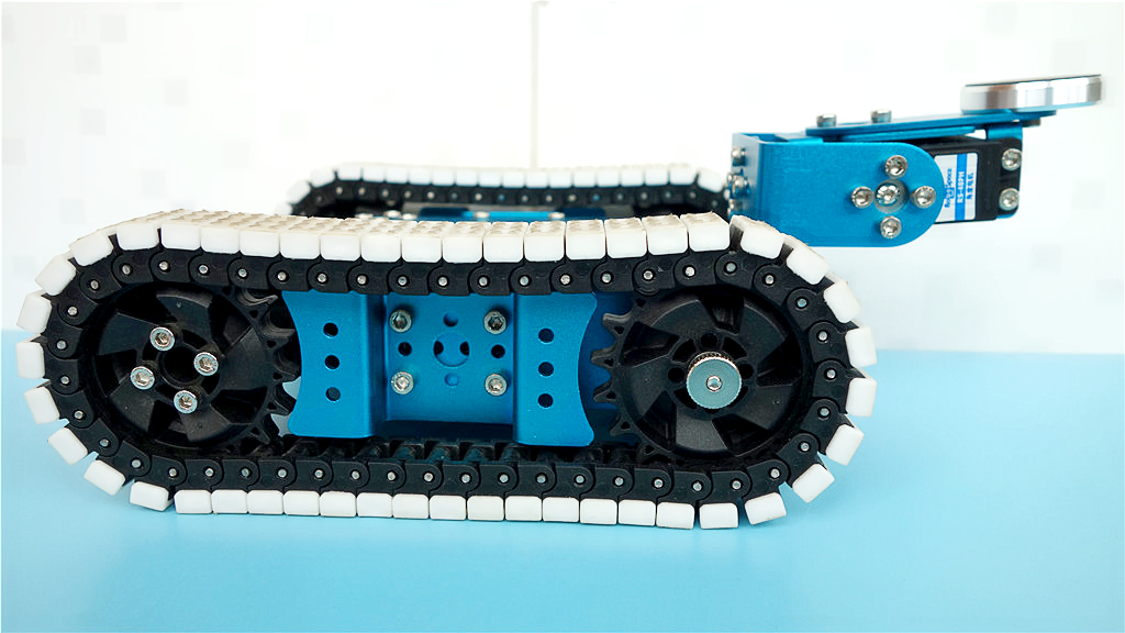 行进、踢球、摇头晃脑样样行，DIY、编程、智能交互个个棒