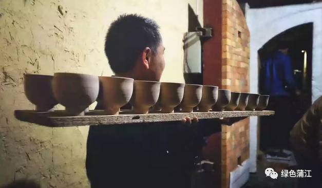 成都明月村值得去吗,成都附近的明月村在哪里