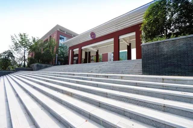 宜昌一中实景,航拍宜昌一中新校区