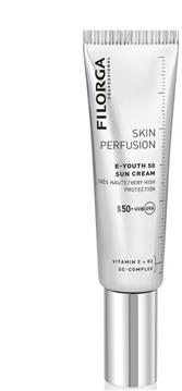 夏季防晒护肤化妆的正确步骤,夏日护肤需要做些什么项目