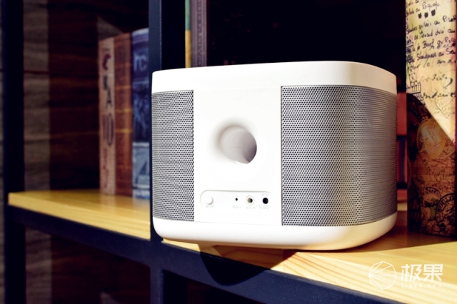 飞利浦蓝牙智能小音箱,飞利浦智能音箱