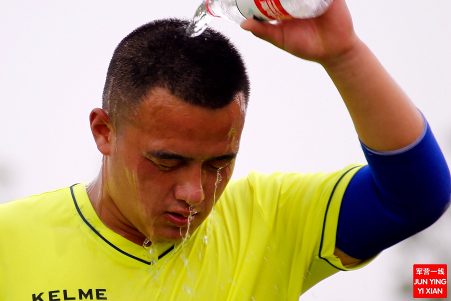 军队足球赛,军营足球比赛