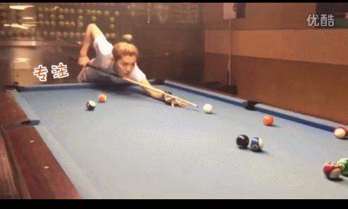 鹿晗打球足球,鹿晗真是又帅又美