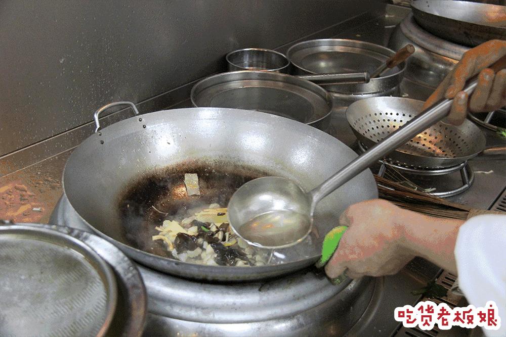 康熙点过赞，失传了60年，这碗有10种浇头的苏式锅面又重出江湖