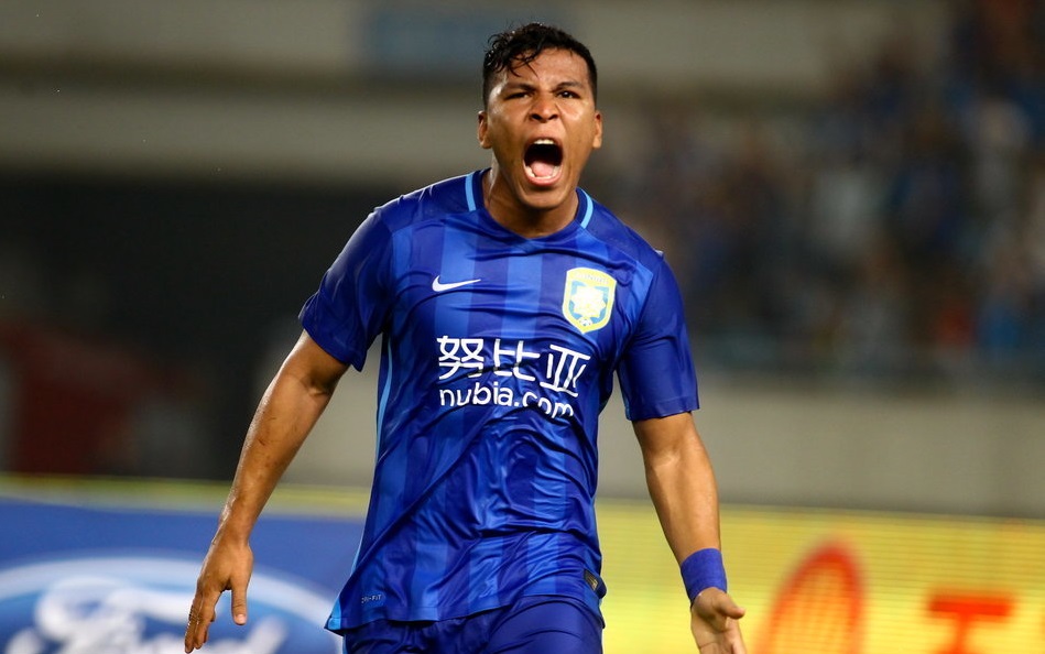 延边富德反超比分,苏宁4比0延边富德集锦