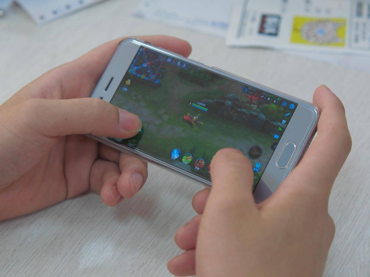 荣耀9深度评测，才貌双全没什么好挑剔了