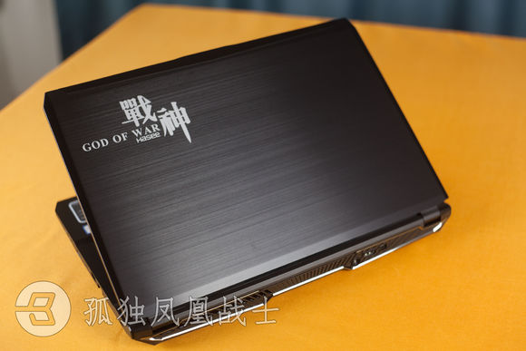 神舟战神z8i711800h3070测评,神舟战神z8-sp7s2清灰