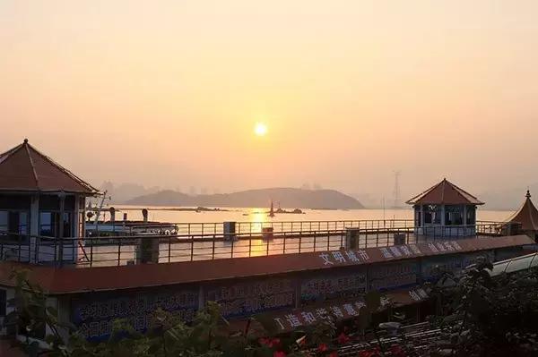 10个适合情侣的目的地，每一个都值得跟他好好走一走