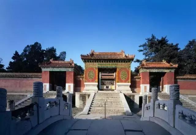 乾隆地宫棺椁堵门,乾隆陵墓棺椁堵门图片