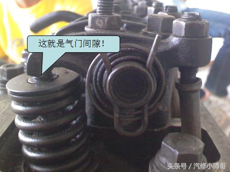 气门间隙调整视频教程,请简述气门间隙的调整方法
