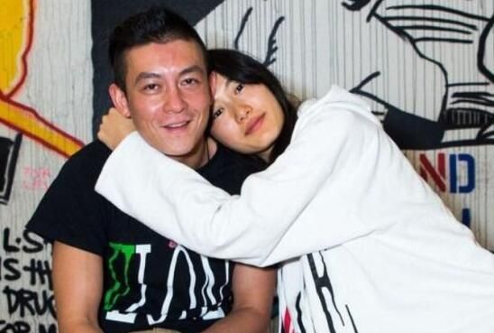 陈冠希秦舒培出游,陈冠希秦舒培旅行照