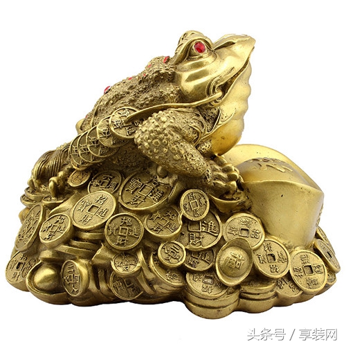你家有三脚蟾蜍摆件吗？风水作用真的太神奇了！