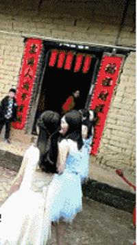 手机掉厕所怎么除臭,手机掉厕所里怎么拿出来