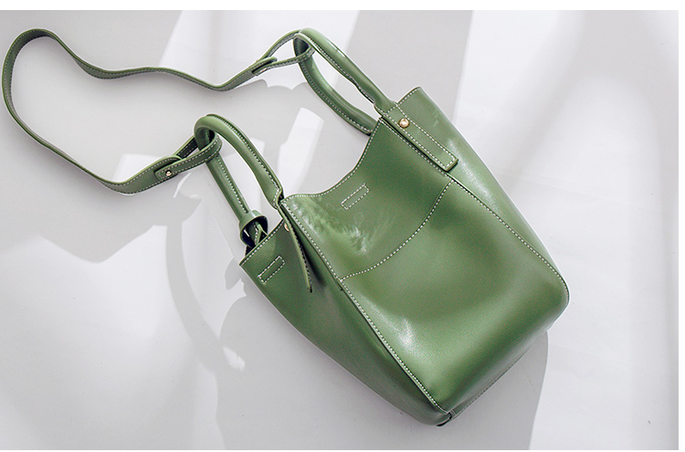 你不熟悉的抹茶色，与夏服相遇上又会擦出怎样的火花？这些颜色的连衣裙上身也有大不同