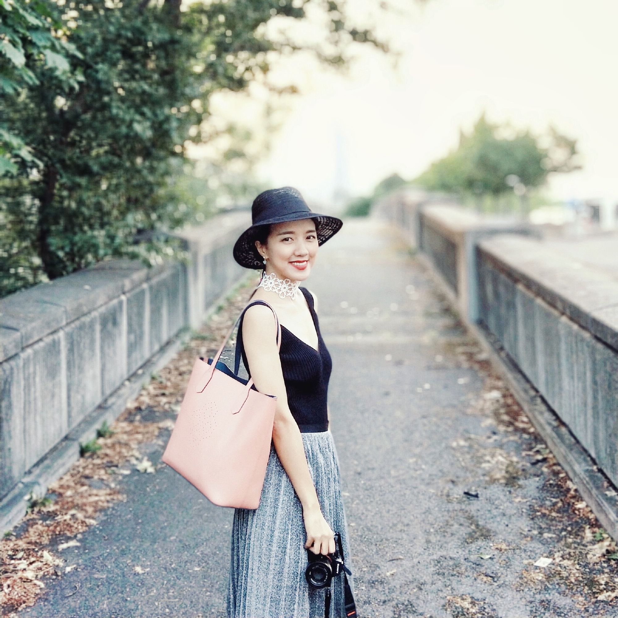 旅游如何让自己的气质更好,手机怎样拍出商品高级感视频