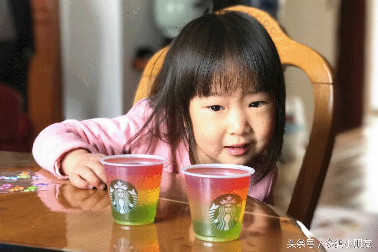 彩虹布丁果冻甜品,彩虹果冻的做法是什么