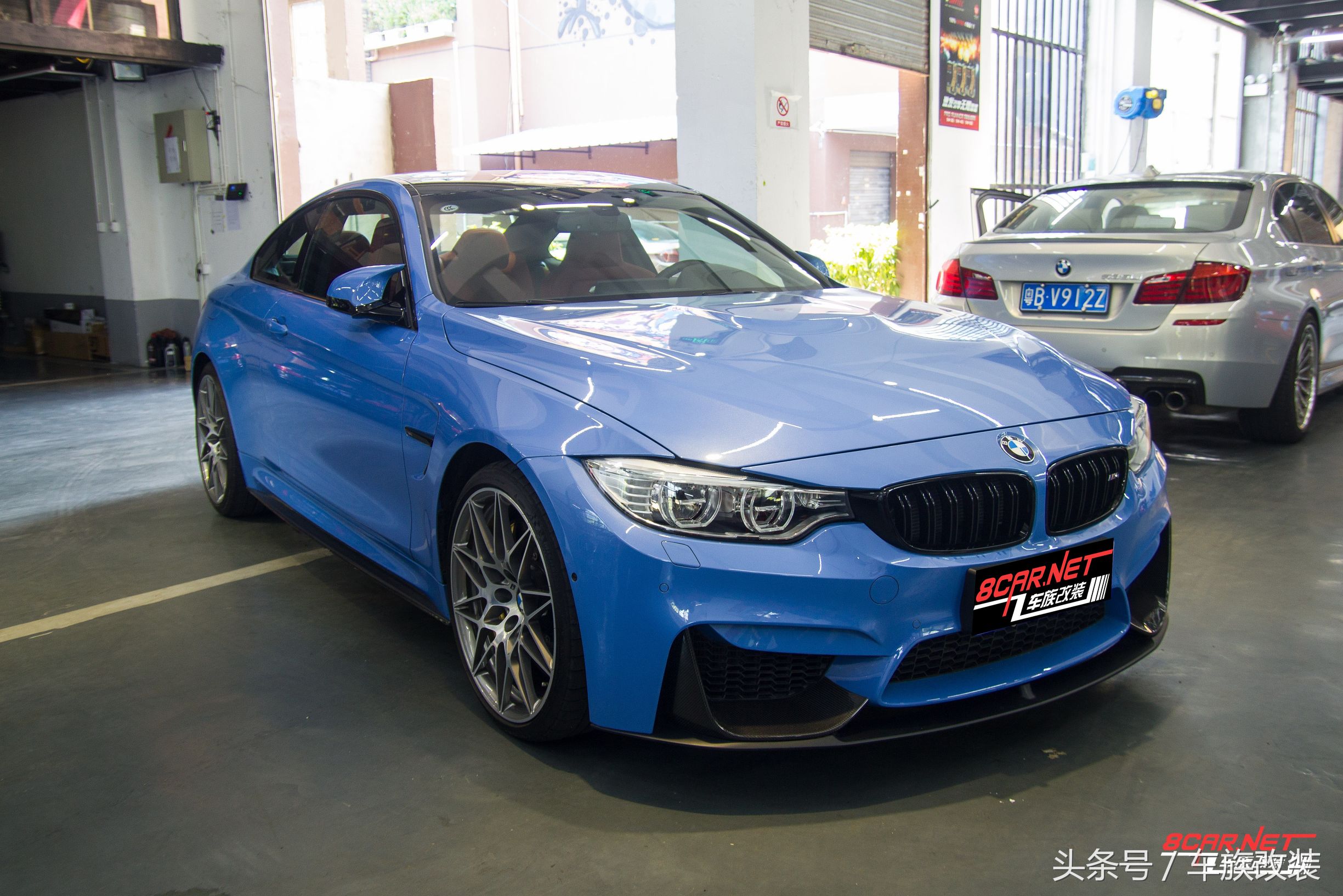 宝马m4雷霆版中出排气,宝马m4中间四出排气