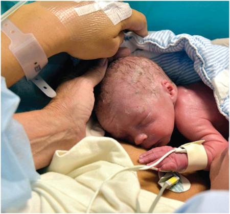 男变女变性人应该不应该生孩子？