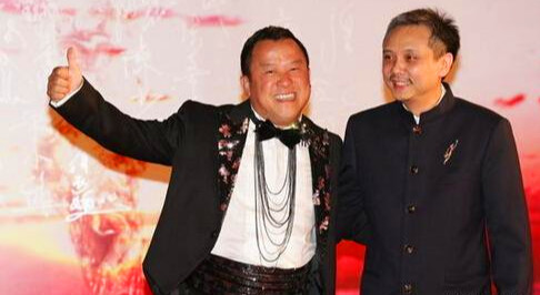 她与周星驰合拍电影:丈夫是著名导演,离异后前夫与妙龄女郎秀恩爱!