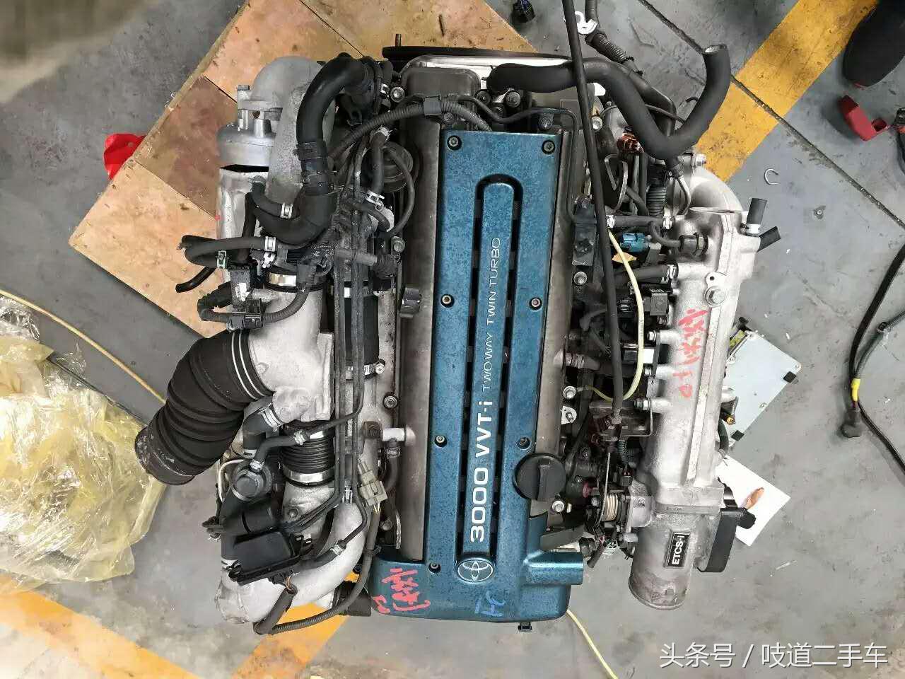 爆改五菱不算啥，氮气加速的捷达来虐他