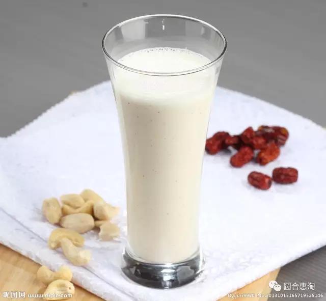 红小豆磨豆浆的做法,小豆香现磨豆浆吧