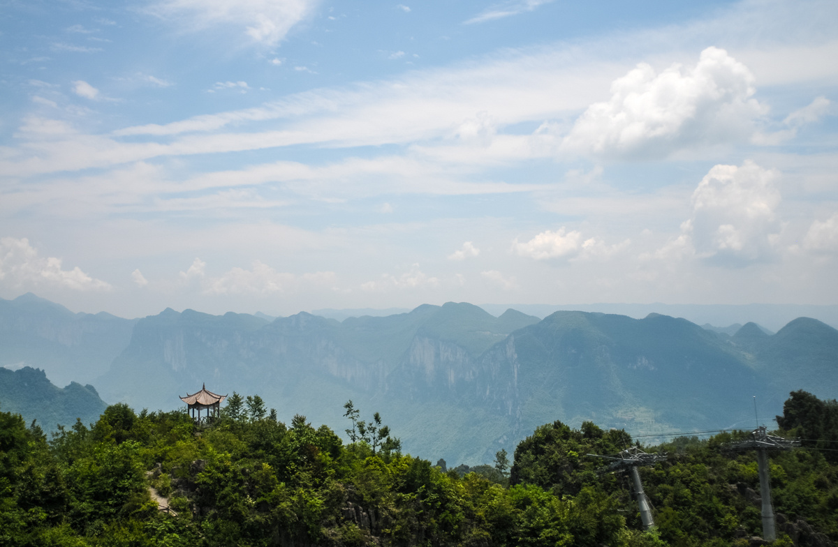 恩施大峡谷落石砸死游客,恩施大峡谷落石砸人