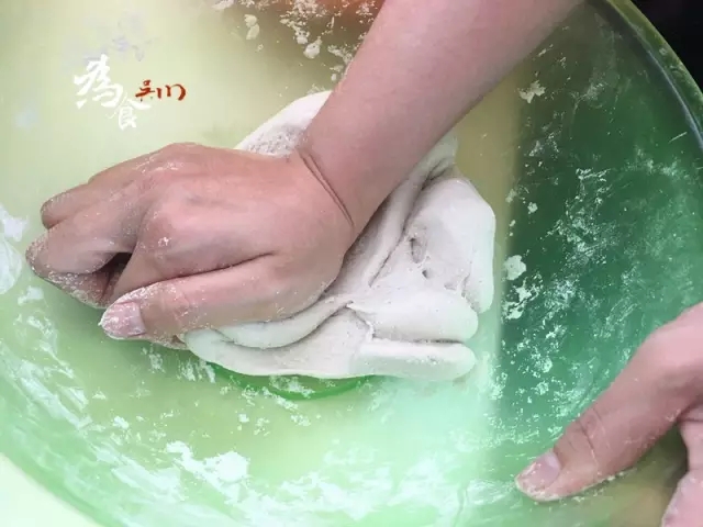 恋情怀︱记忆中那碗薯粉籺仔糖水，回味无穷