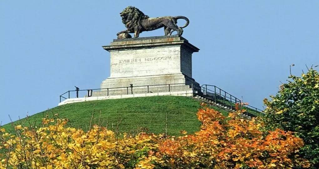 拿破仑滑铁卢失败的原因是什么,拿破仑为何都败给俄国