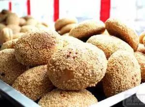 一个老外说要在1年内吃遍中国,结果5年了,还在新乡