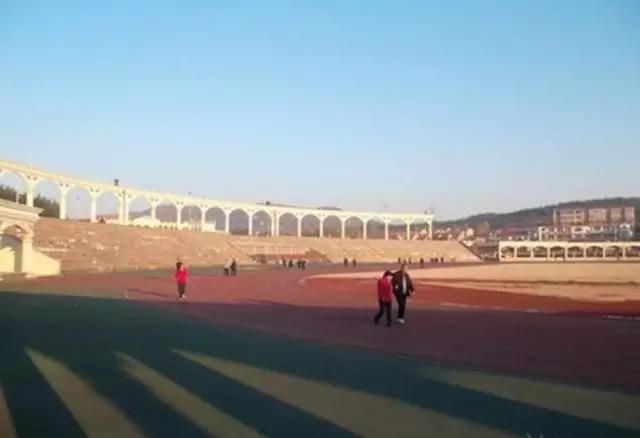 山东济宁中国邹城,山东济宁邹城市几个区