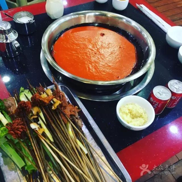 重庆这些人气爆棚却经济实惠的美食，你吃过几个？超全整理赶紧收