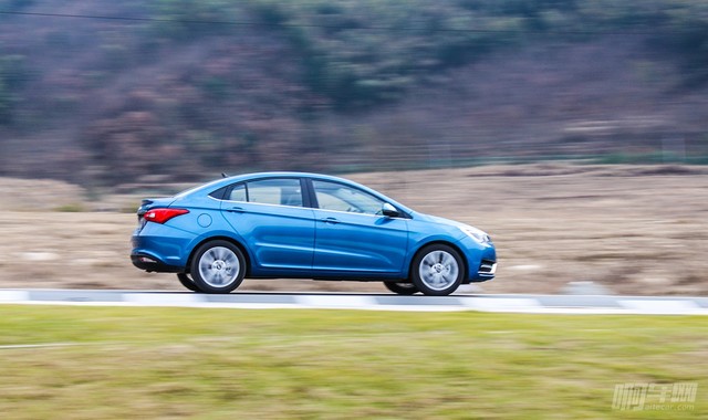 雪佛兰赛欧和奇瑞艾瑞泽5,艾瑞泽5有多值得入手