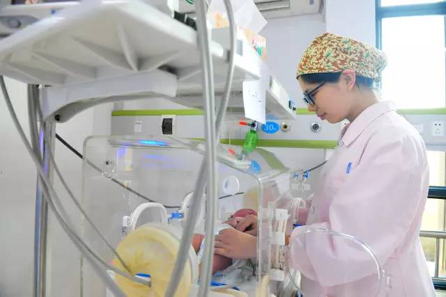 「医声」芜湖市第一人民医院的“早产儿俱乐部”火了！每位宝宝身上都有惊心动魄的温情故事……