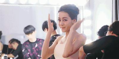 电眼美女三部曲,电眼三部曲