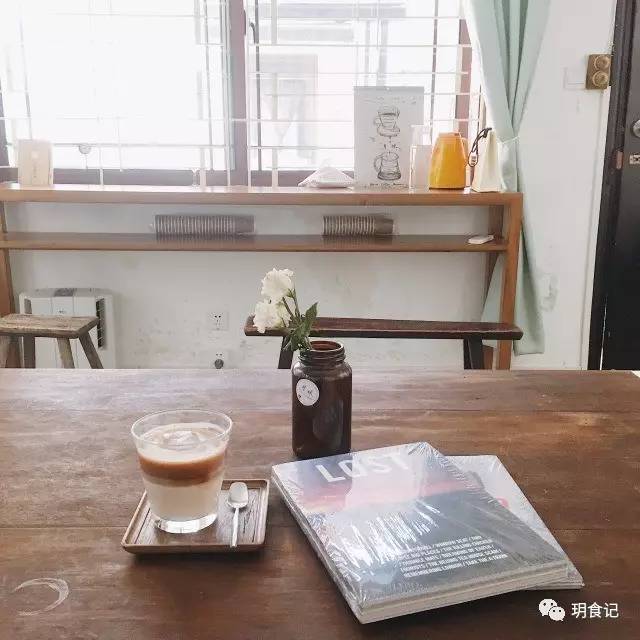 暴雨让城市颠倒,就算暴雨让城市颠倒我也会怀抱你