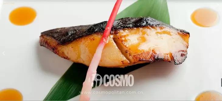 OMG｜太子妃张天爱转行卖卤煮，这还不是最夸张的明星餐厅