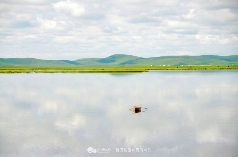 川西高原的真实照,高原天空之镜