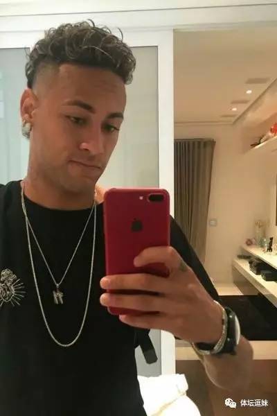 论时尚！我龟认第二，谁敢喊第一？