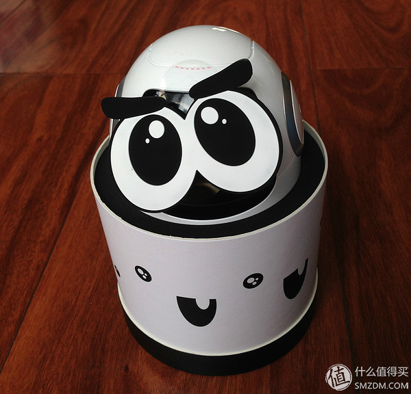 陪聊智能机器人,小精灵智能陪护机器人