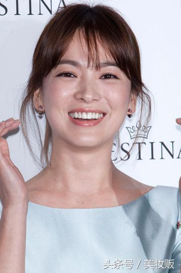 韩国明星宋慧乔结婚了吗,宋慧乔瓷白焕肤