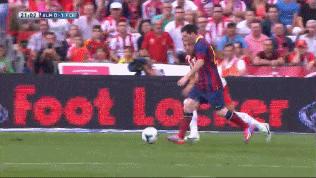 足球绝代双骄之——梅西——球门颤抖吧！