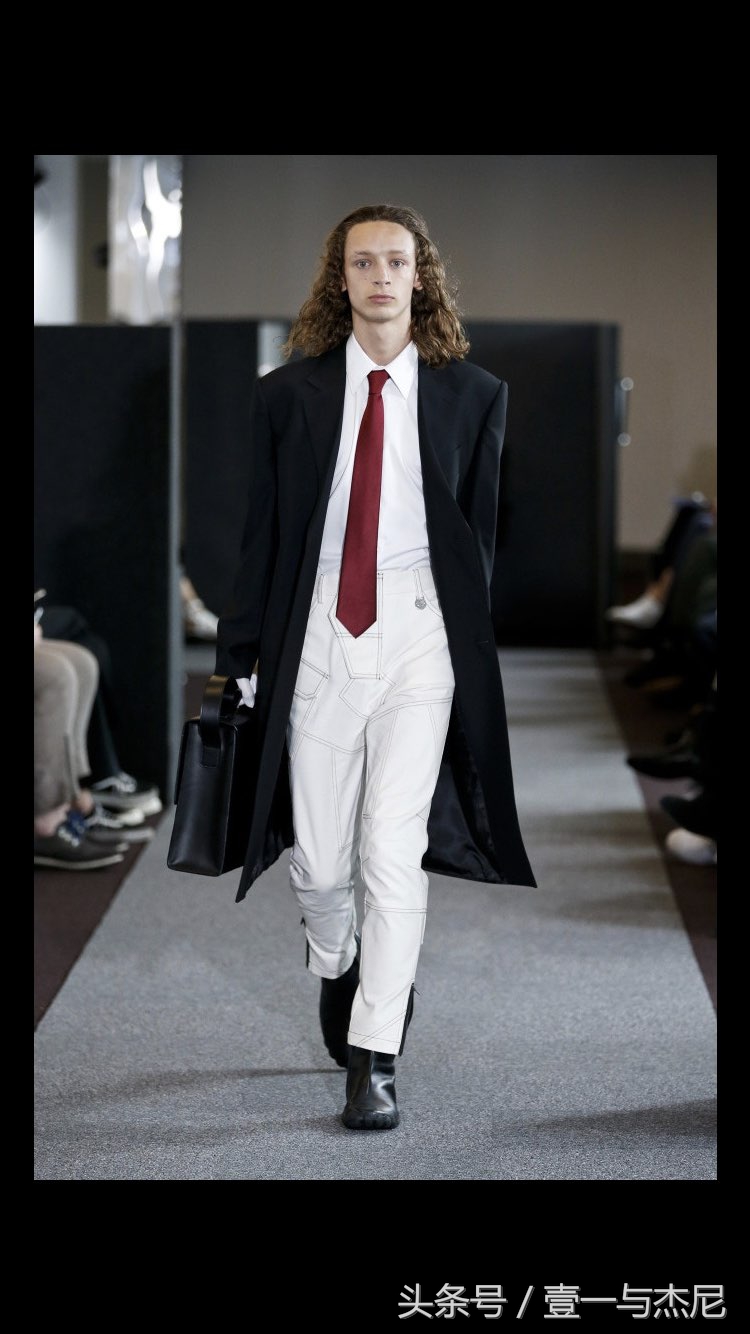 2018男装时尚趋势｜外卖，地勤，地铁司机，将引领国际时尚