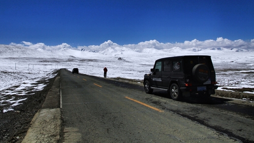 开着大通g50进藏,开奔驰g500去市区