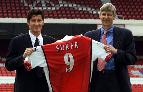 阿森纳9号是亨利吗,阿森纳9号球衣球员